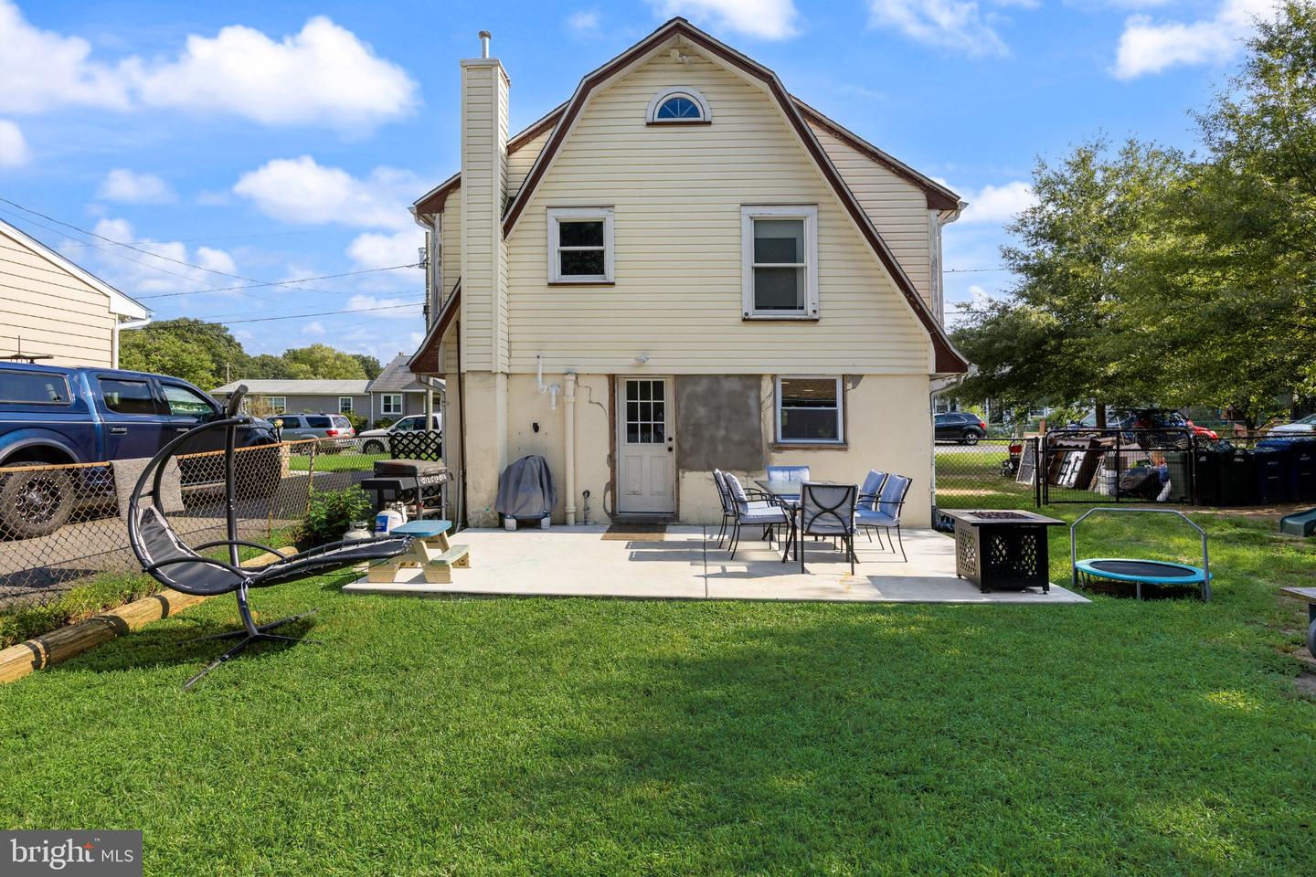 405 3rd St Property Photo 19