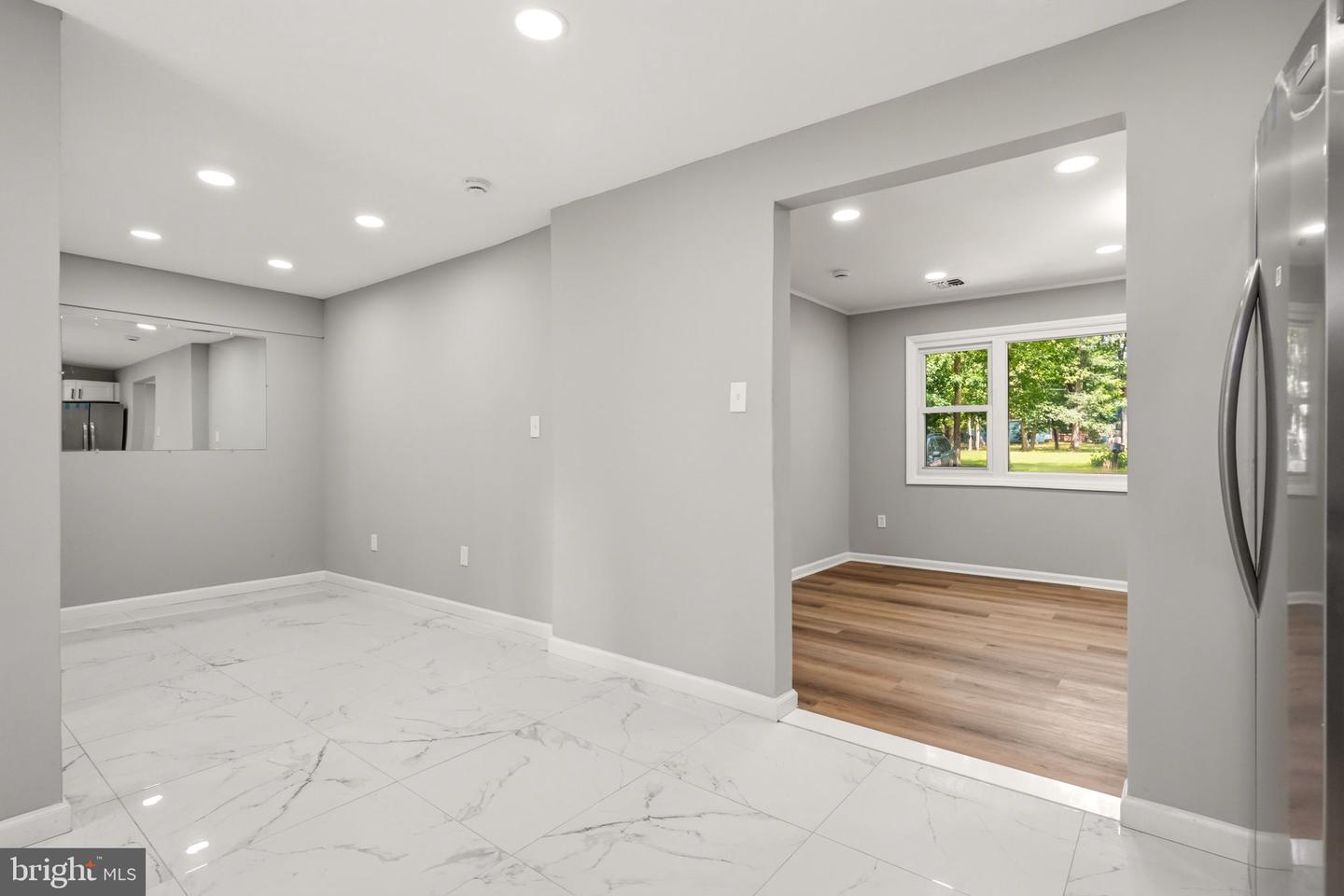 212 W Virginia Rd Property Photo 12