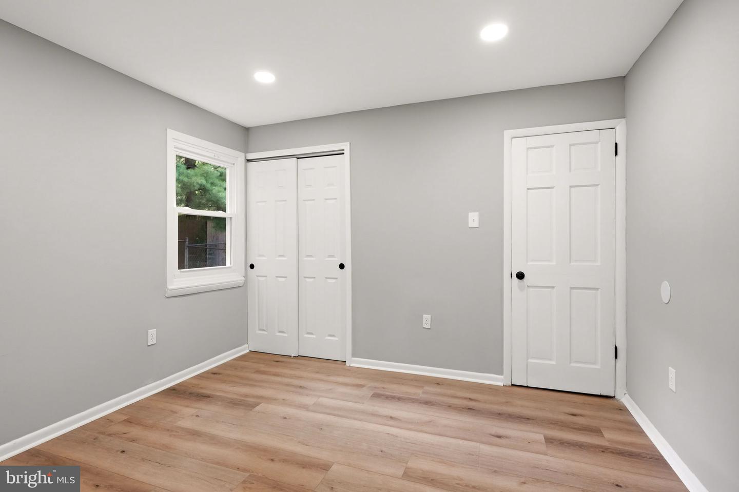 212 W Virginia Rd Property Photo 20