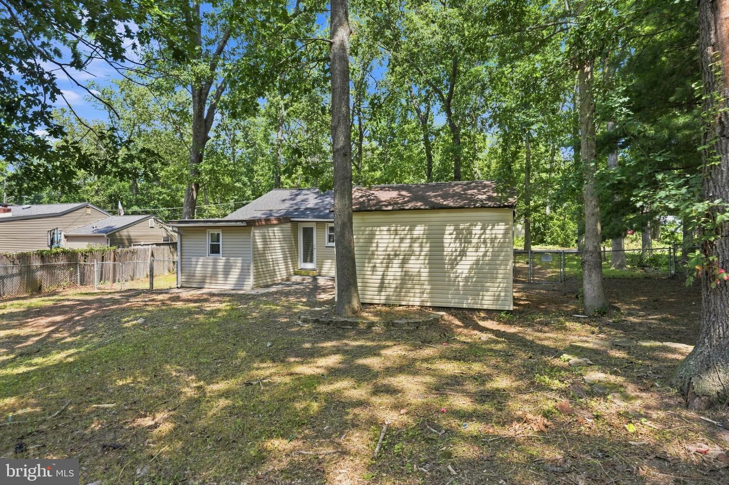 212 W Virginia Rd Property Photo 23