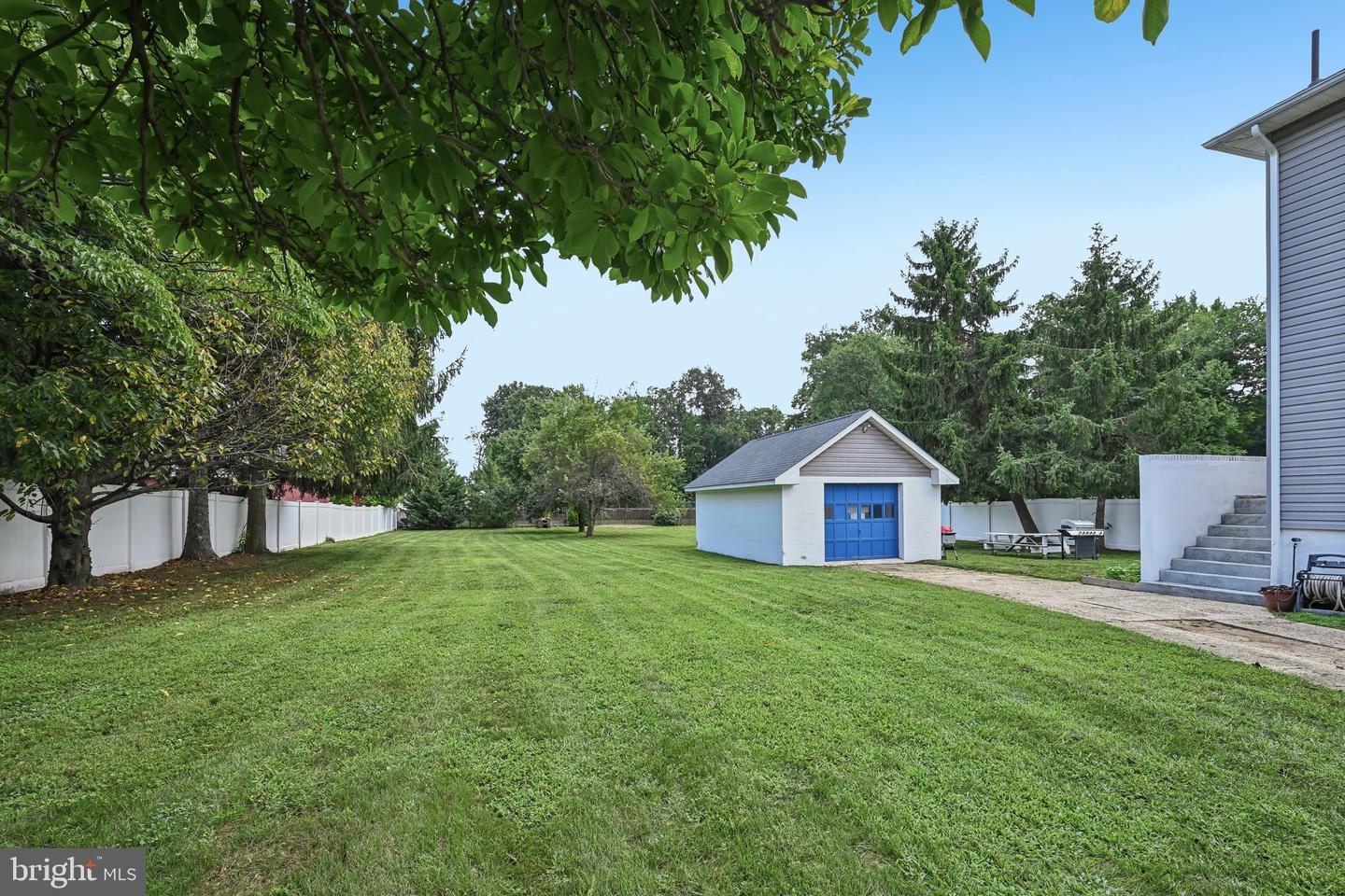 36 County Ave Property Photo 38