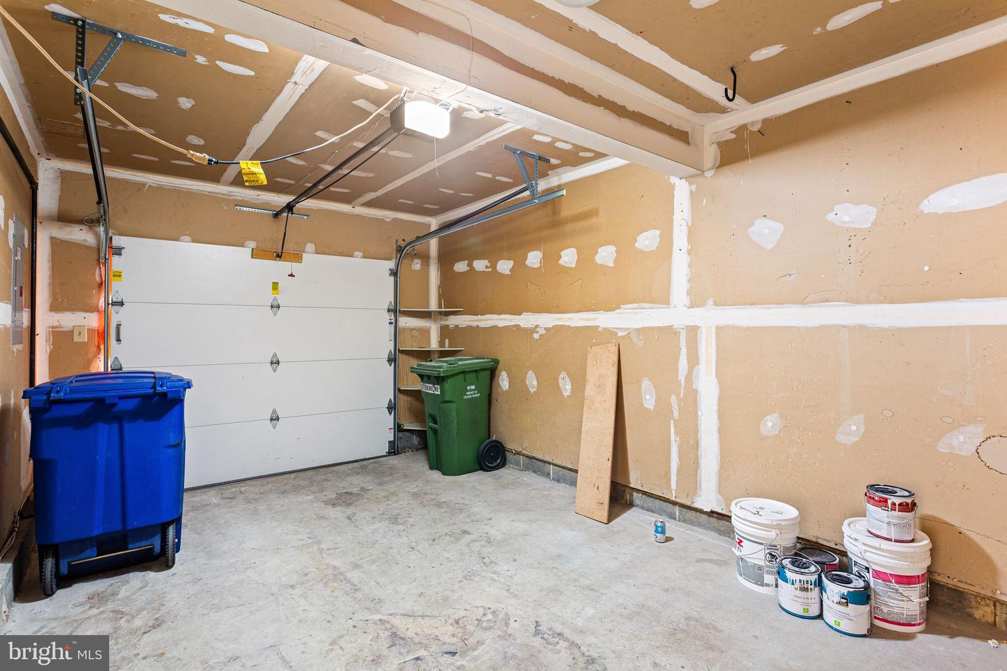 302 Berkshire Way Property Photo 30