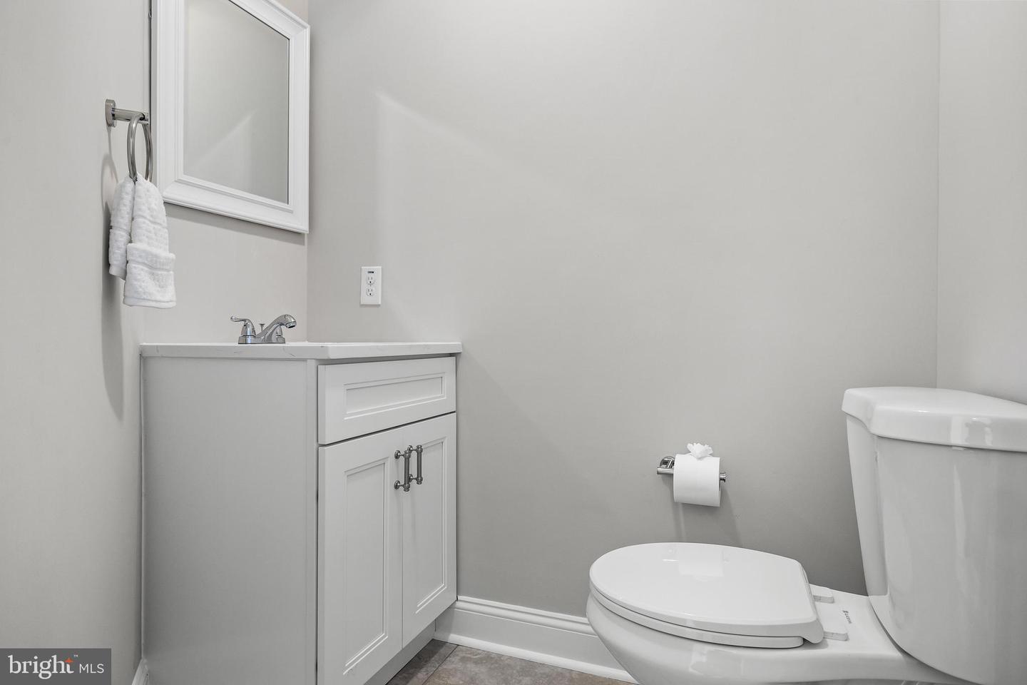 102 Suburban Blvd Property Photo 13