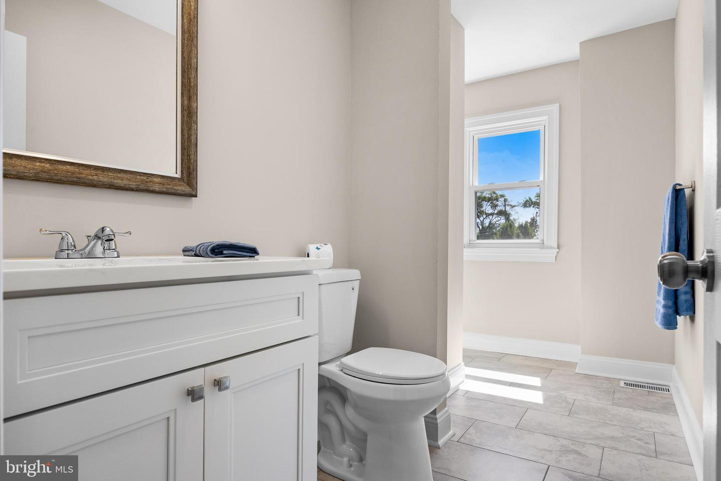 102 Suburban Blvd Property Photo 20