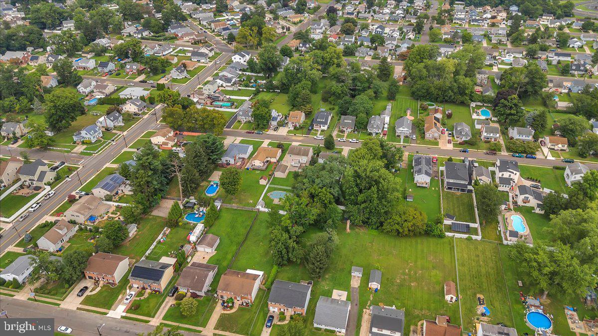 326 Spruce Ave Property Photo 40