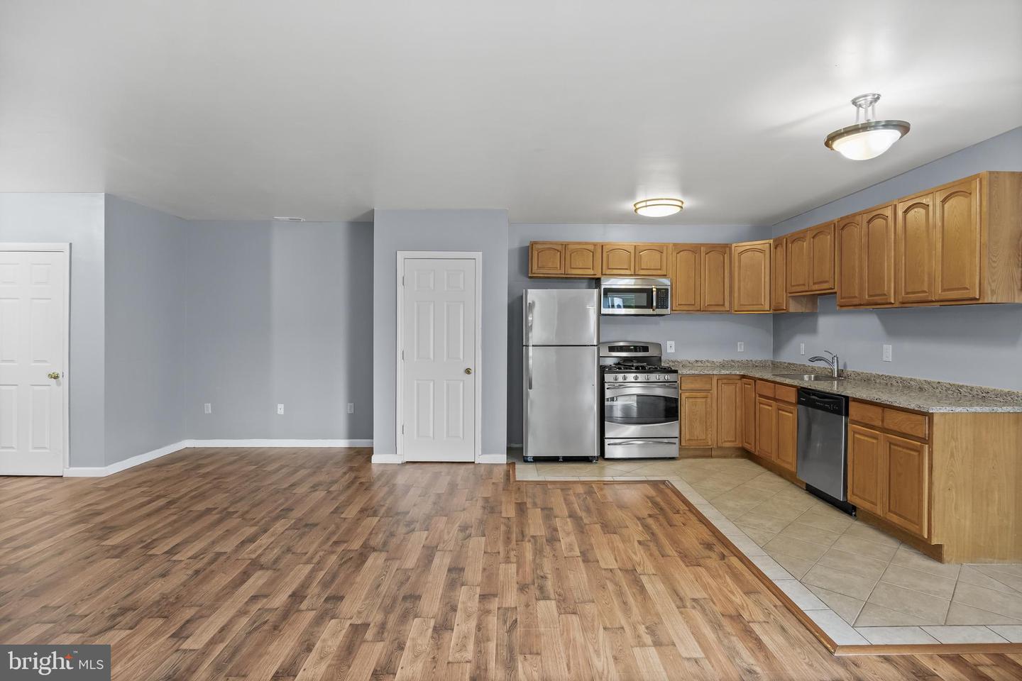 7 E Mill Rd Property Photo 4