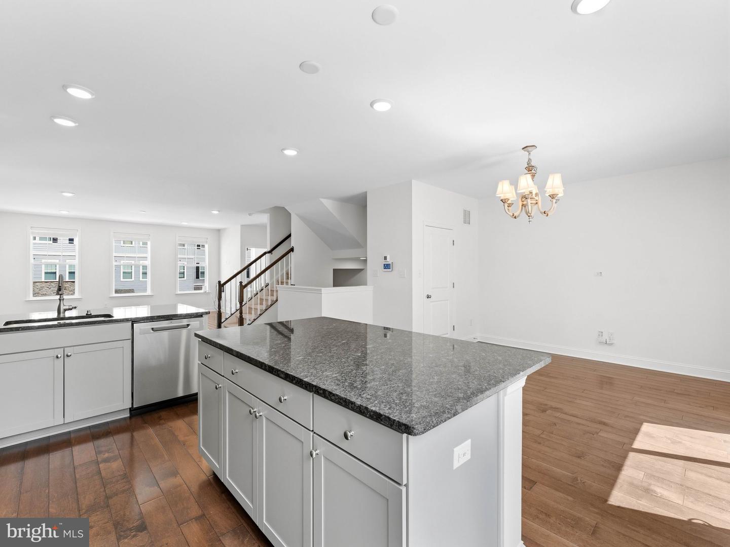 50 Sullivan Way Property Photo 15