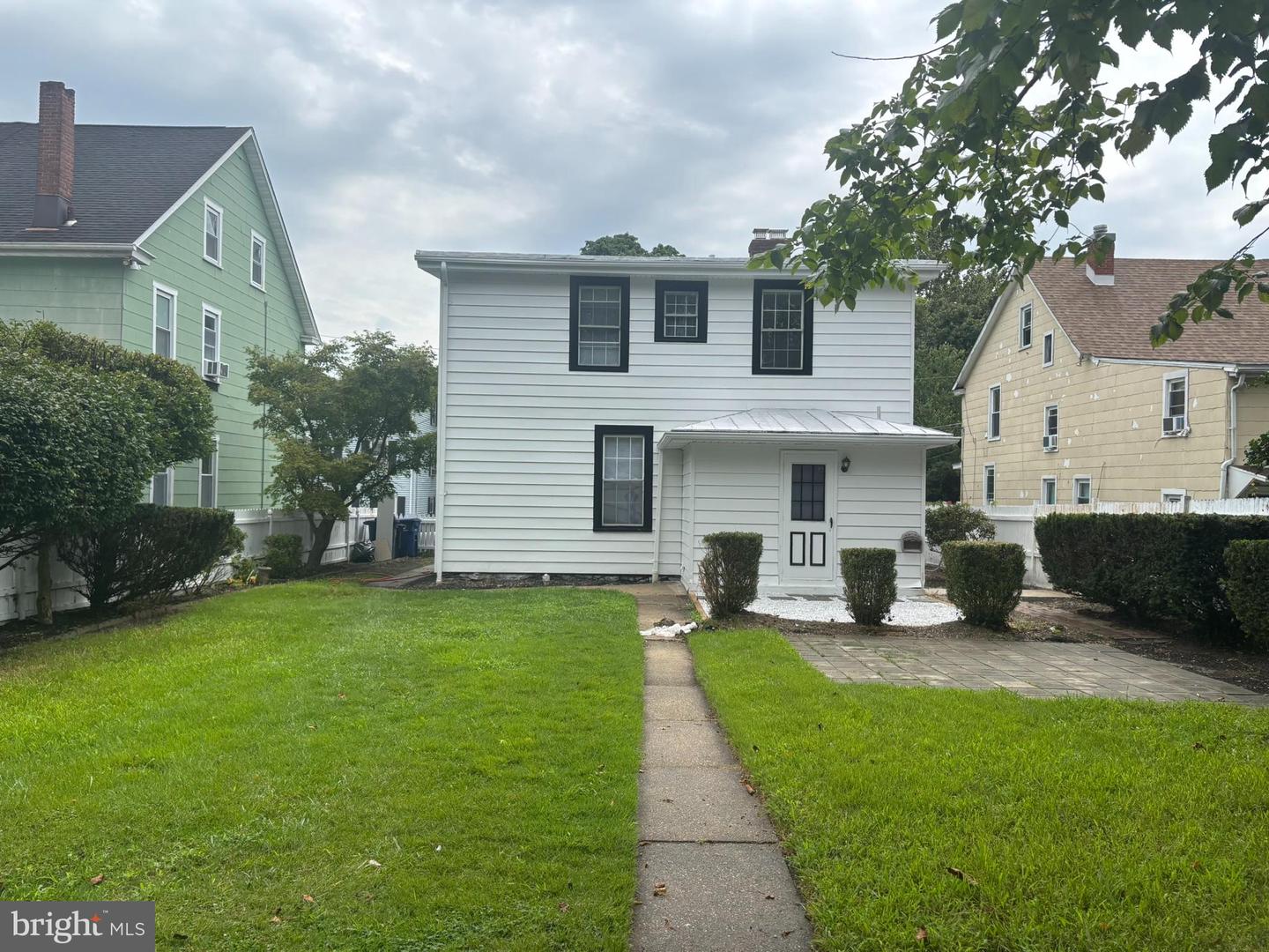 113 Pearl St Property Photo 2