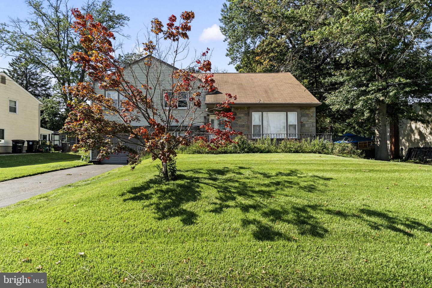 440 Willow Dr Property Photo 4