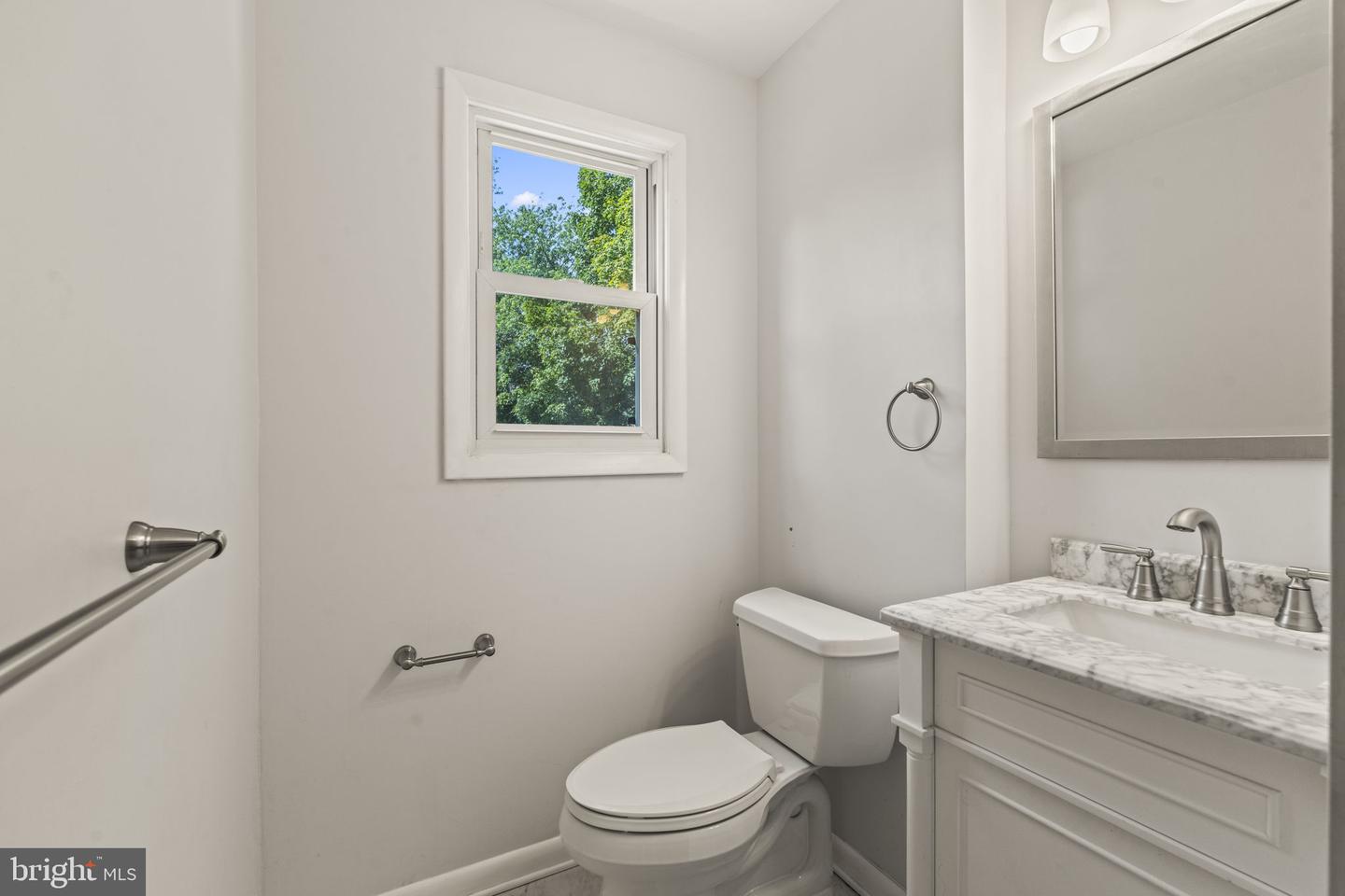 440 Willow Dr Property Photo 28