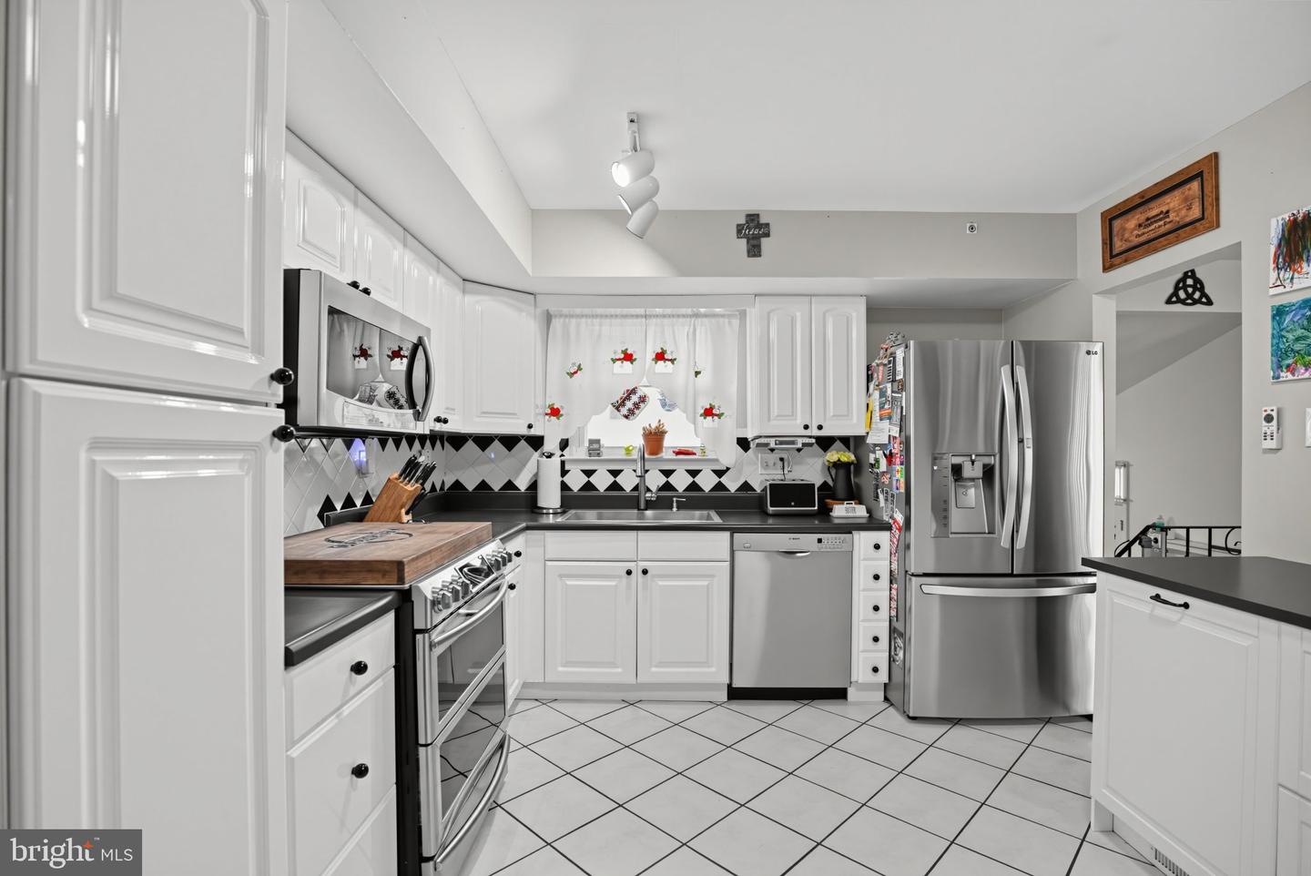 131 Jacqueline Ave Property Photo 15