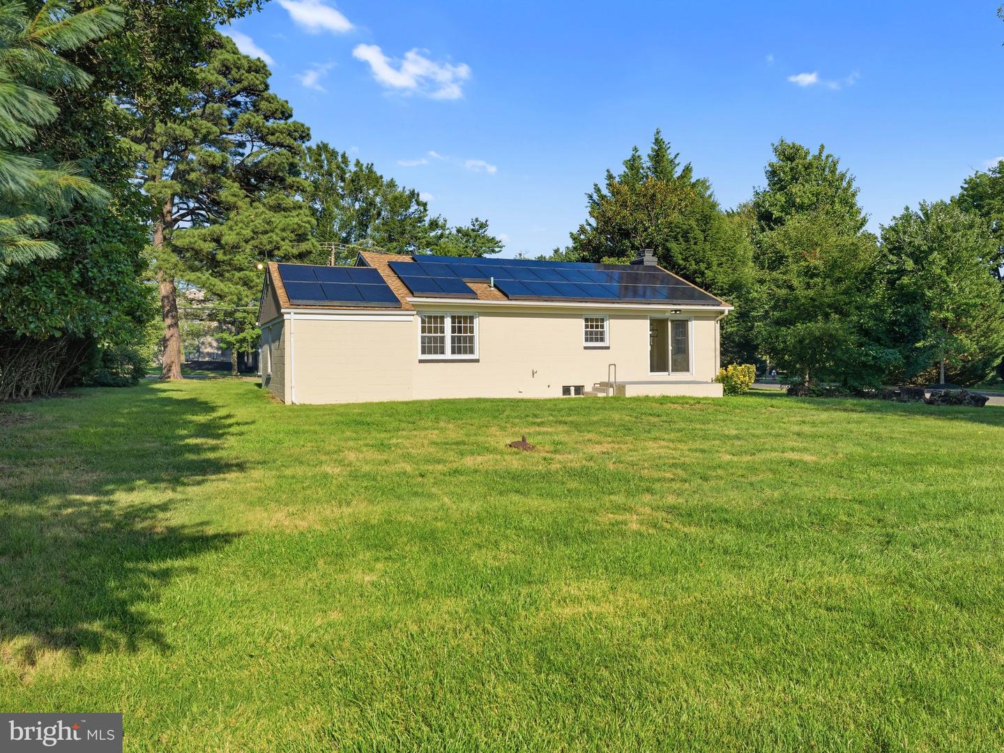 223 N Cropwell Rd Property Photo 30