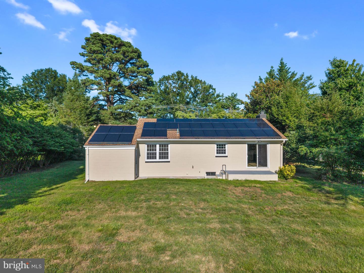 223 N Cropwell Rd Property Photo 35