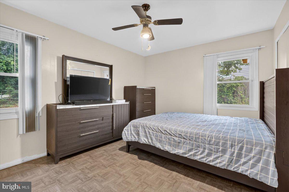 40 Gramercy Ln Property Photo 18