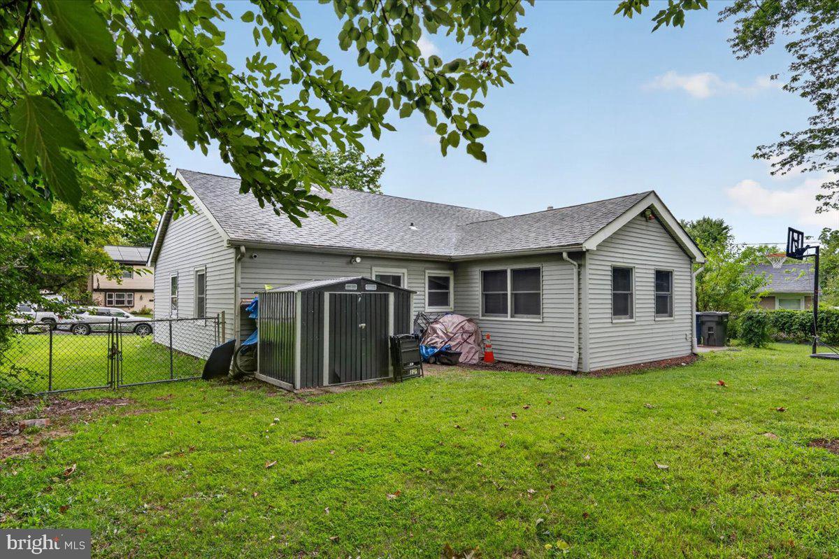 40 Gramercy Ln Property Photo 23