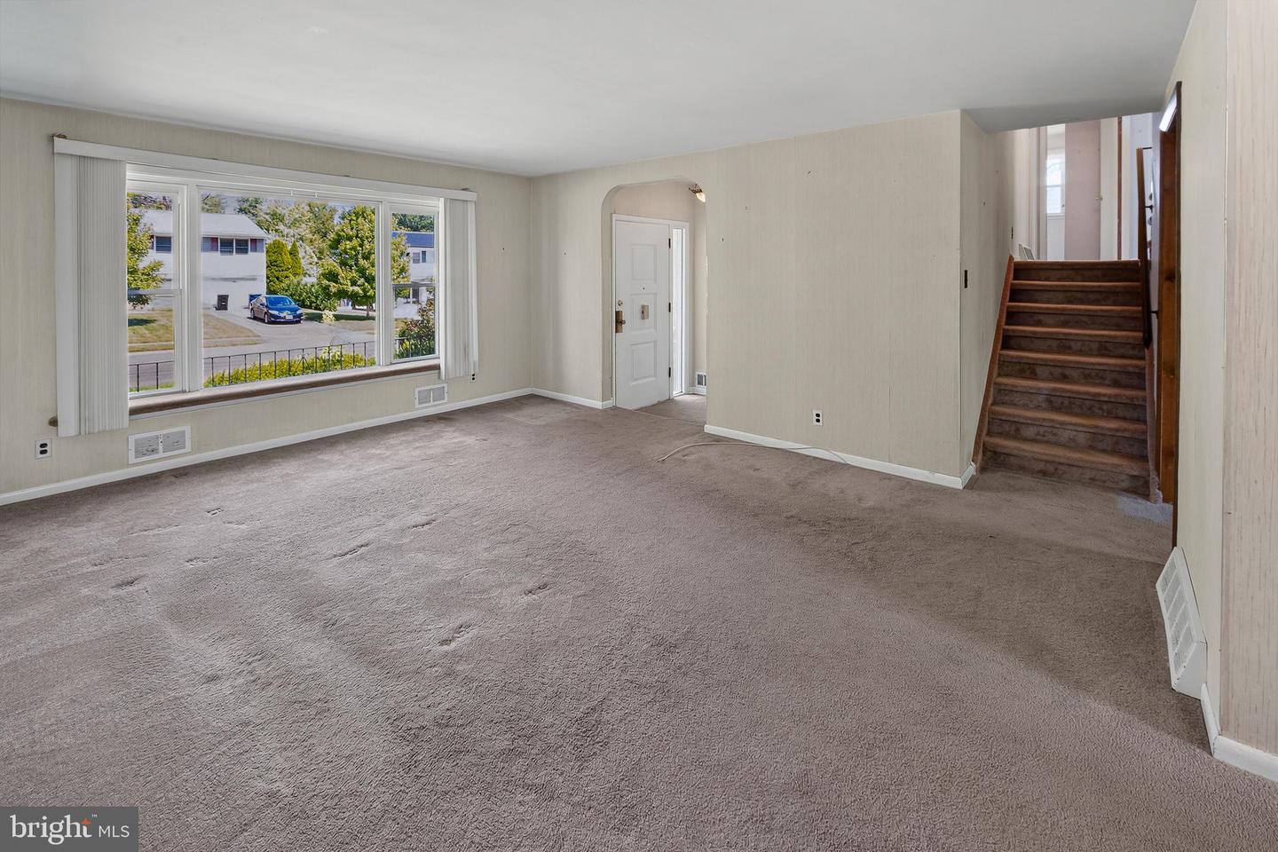 348 Boxwood Ln Property Photo 10