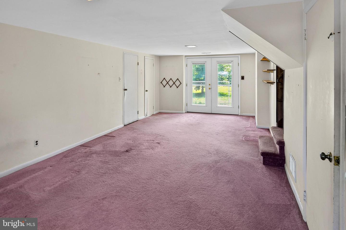 348 Boxwood Ln Property Photo 21