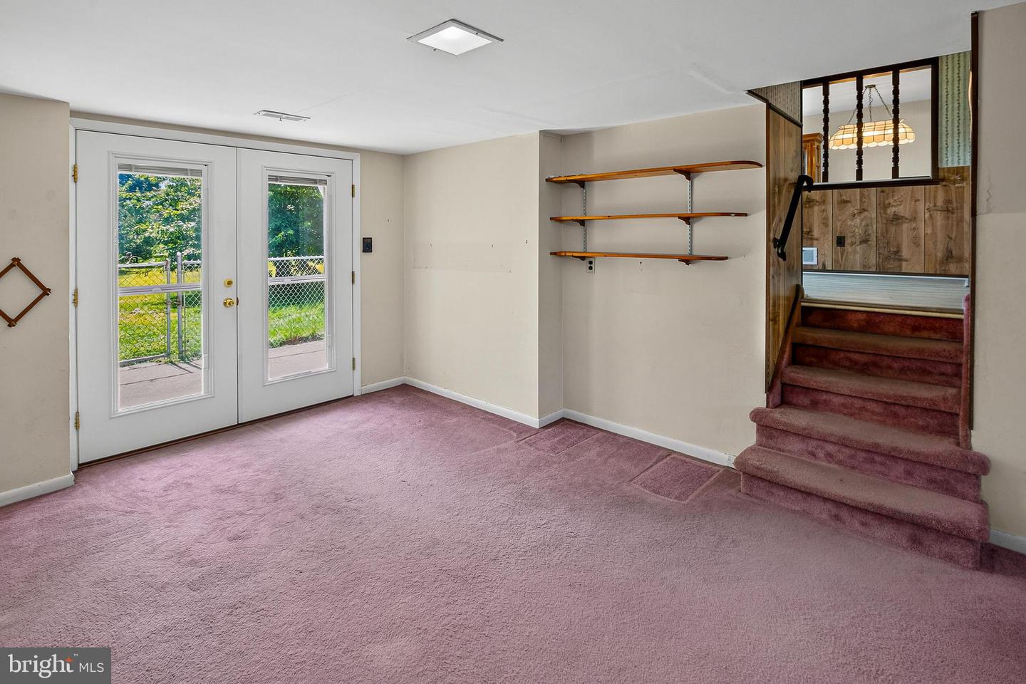 348 Boxwood Ln Property Photo 22