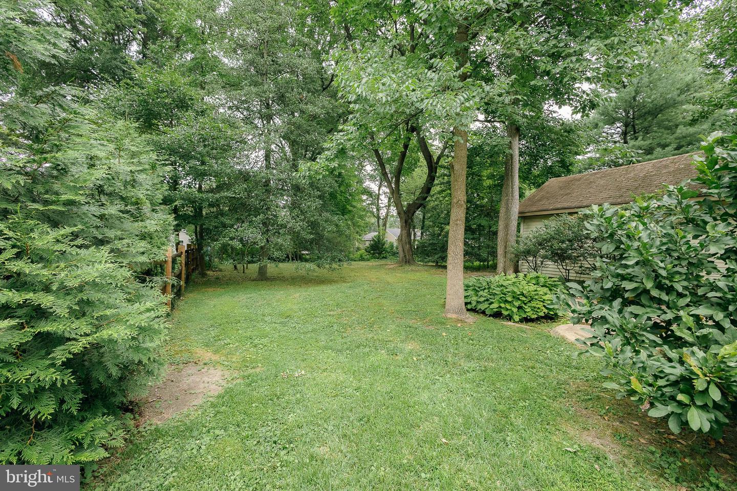 407 S Washington Ave Property Photo 5