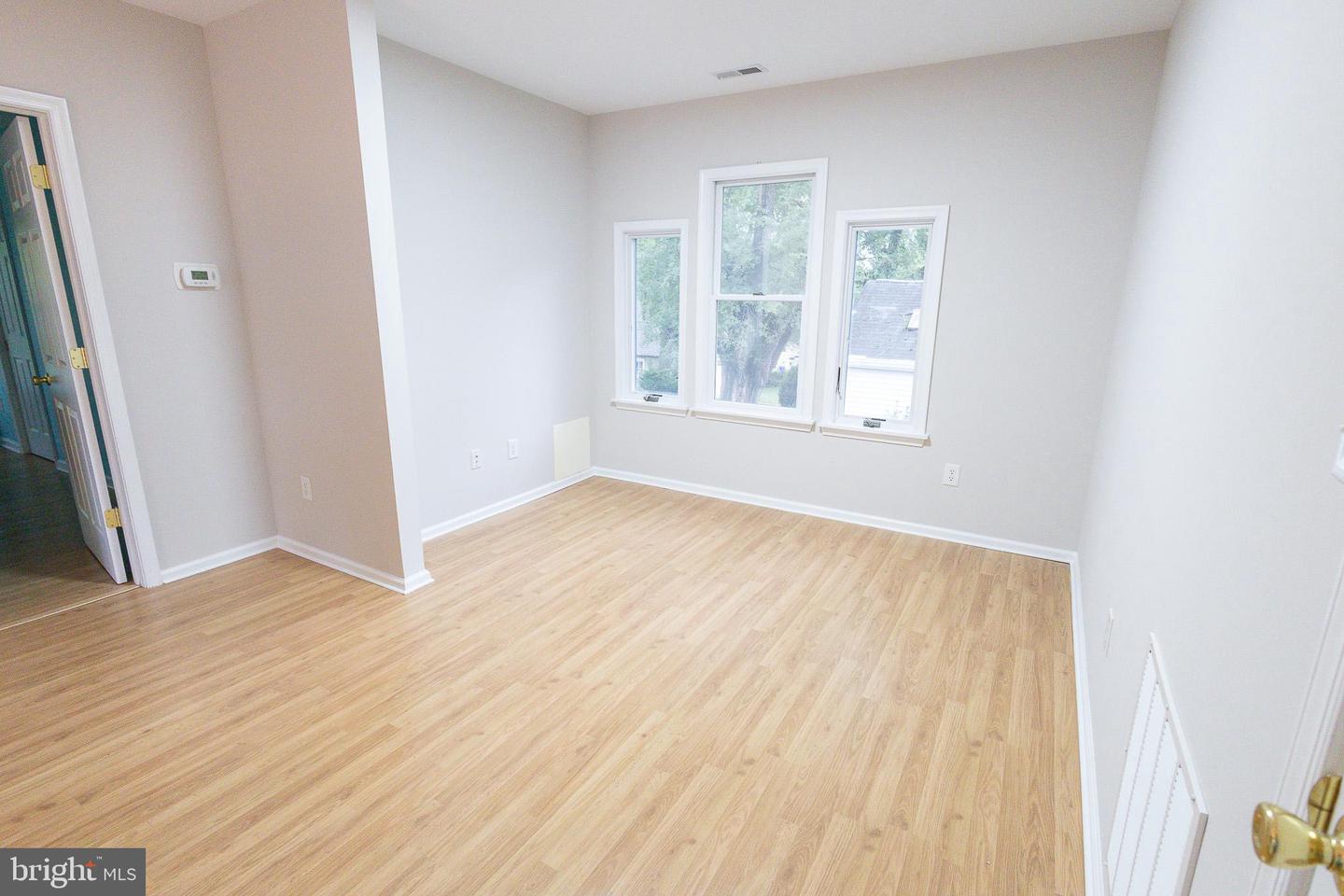 407 S Washington Ave Property Photo 19