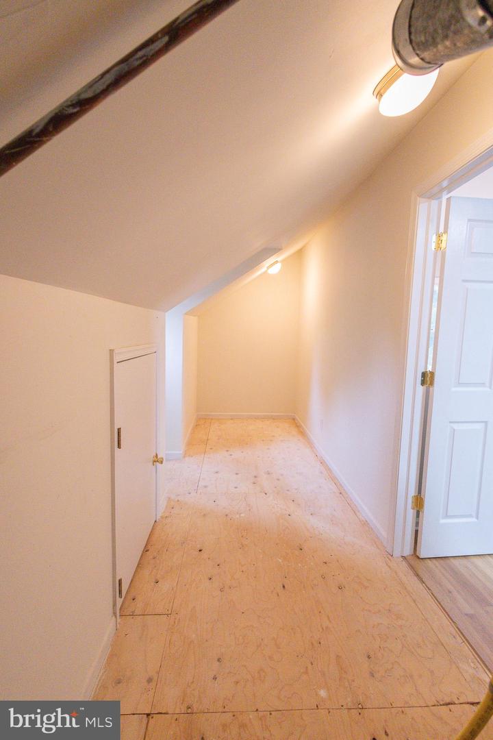 407 S Washington Ave Property Photo 24