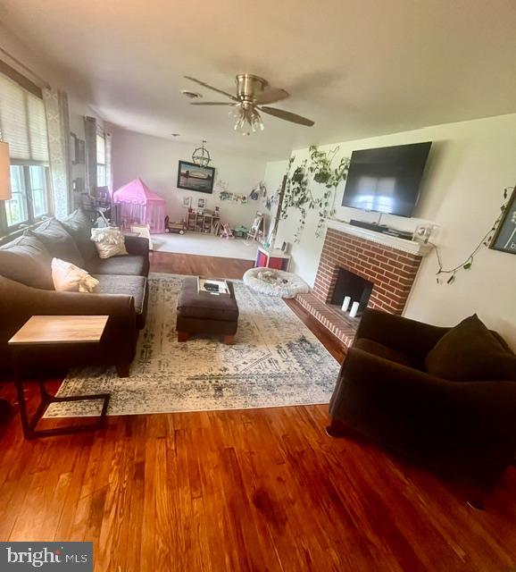 10 Spruce Ave Property Photo 2