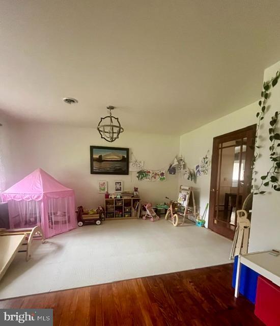 10 Spruce Ave Property Photo 3