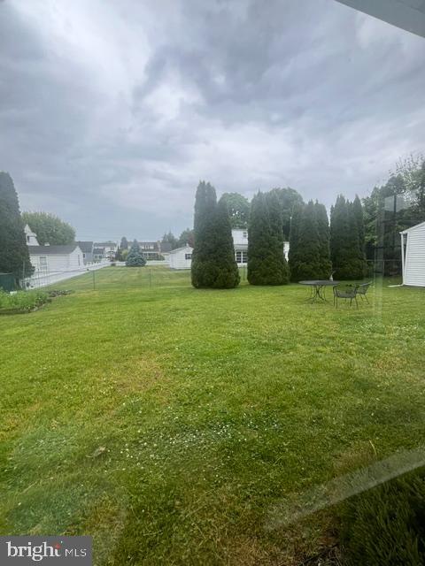 10 Spruce Ave Property Photo 22