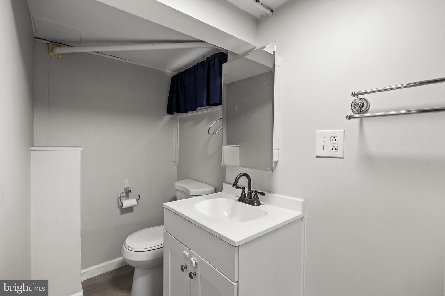 306 Borden St Property Photo 17