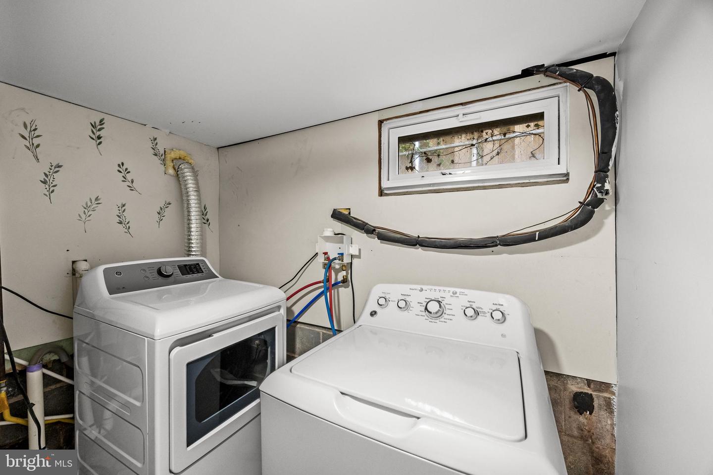 306 Borden St Property Photo 19