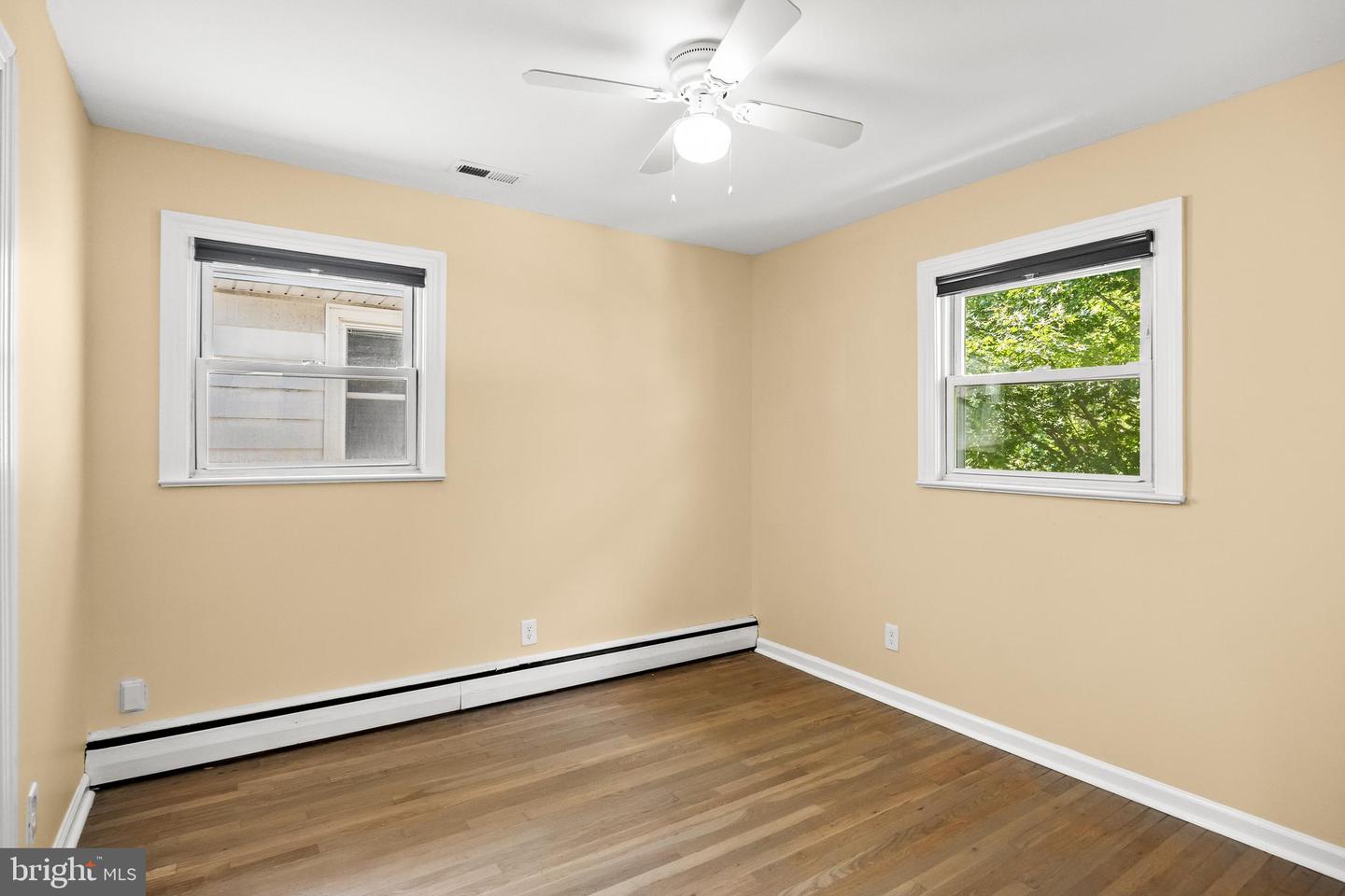 306 Borden St Property Photo 24