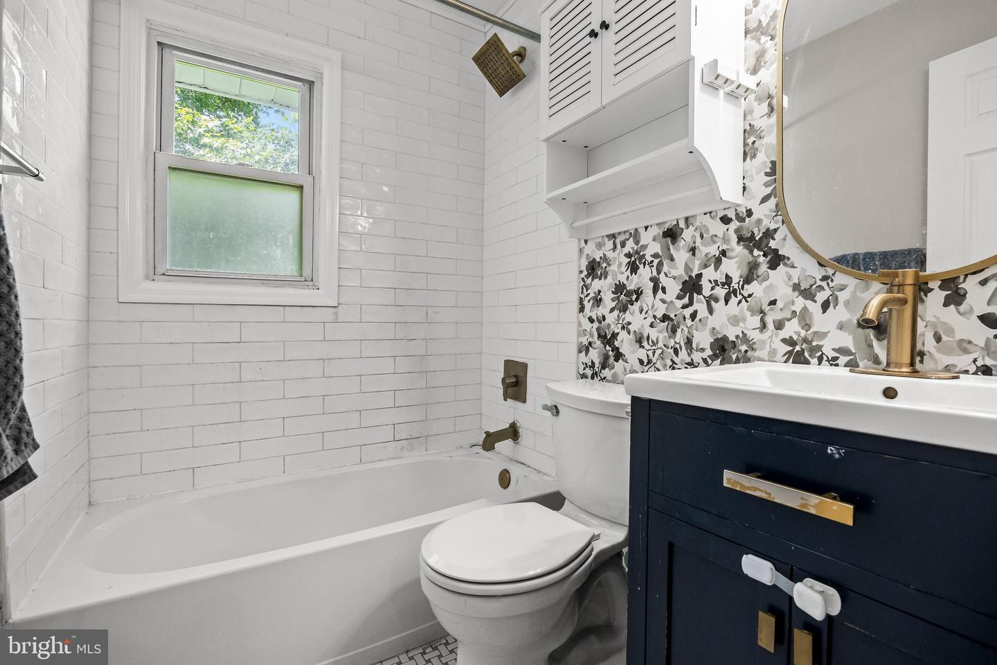 306 Borden St Property Photo 25