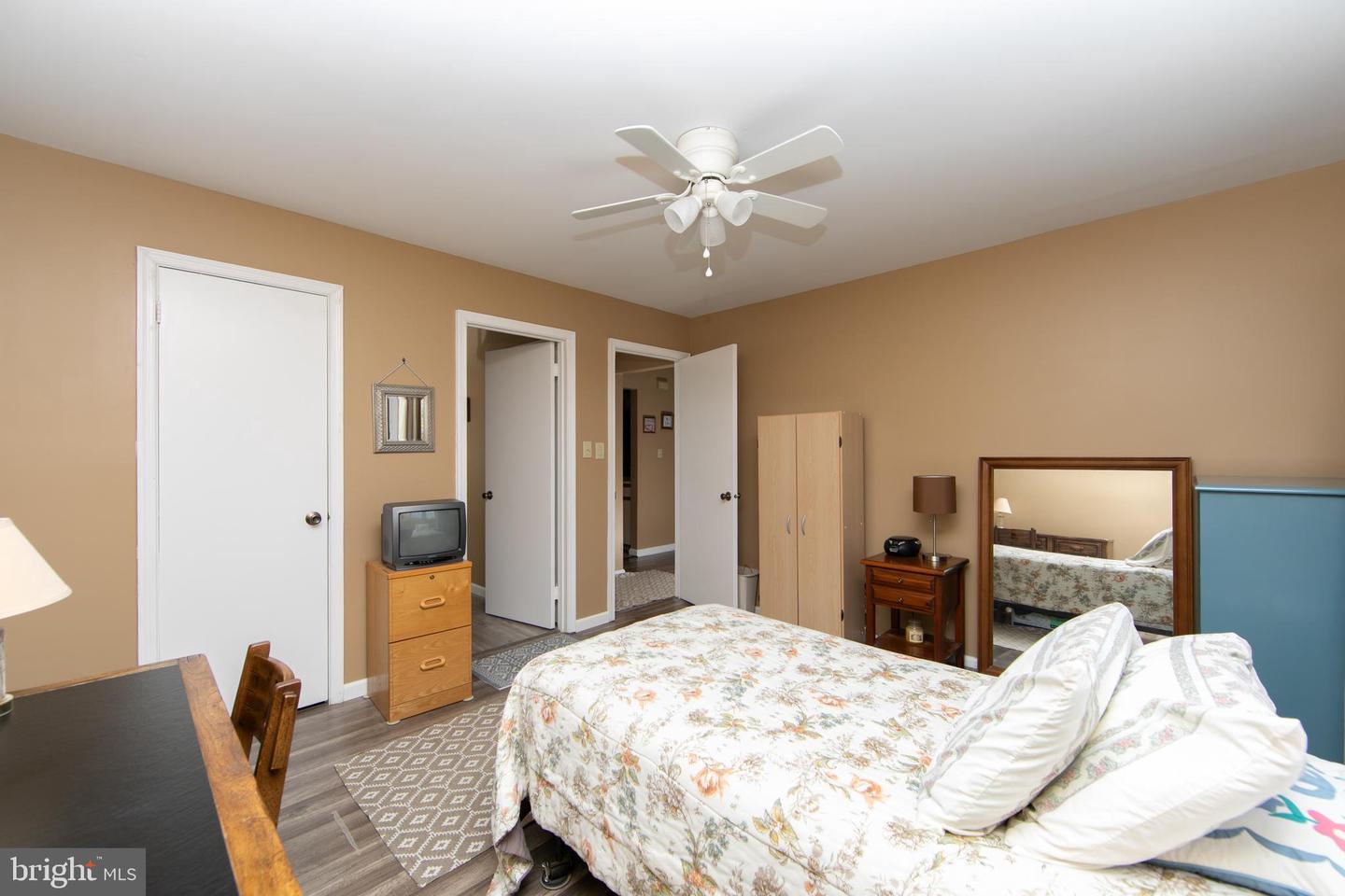 1011-b Scotswood Ct Property Photo 18