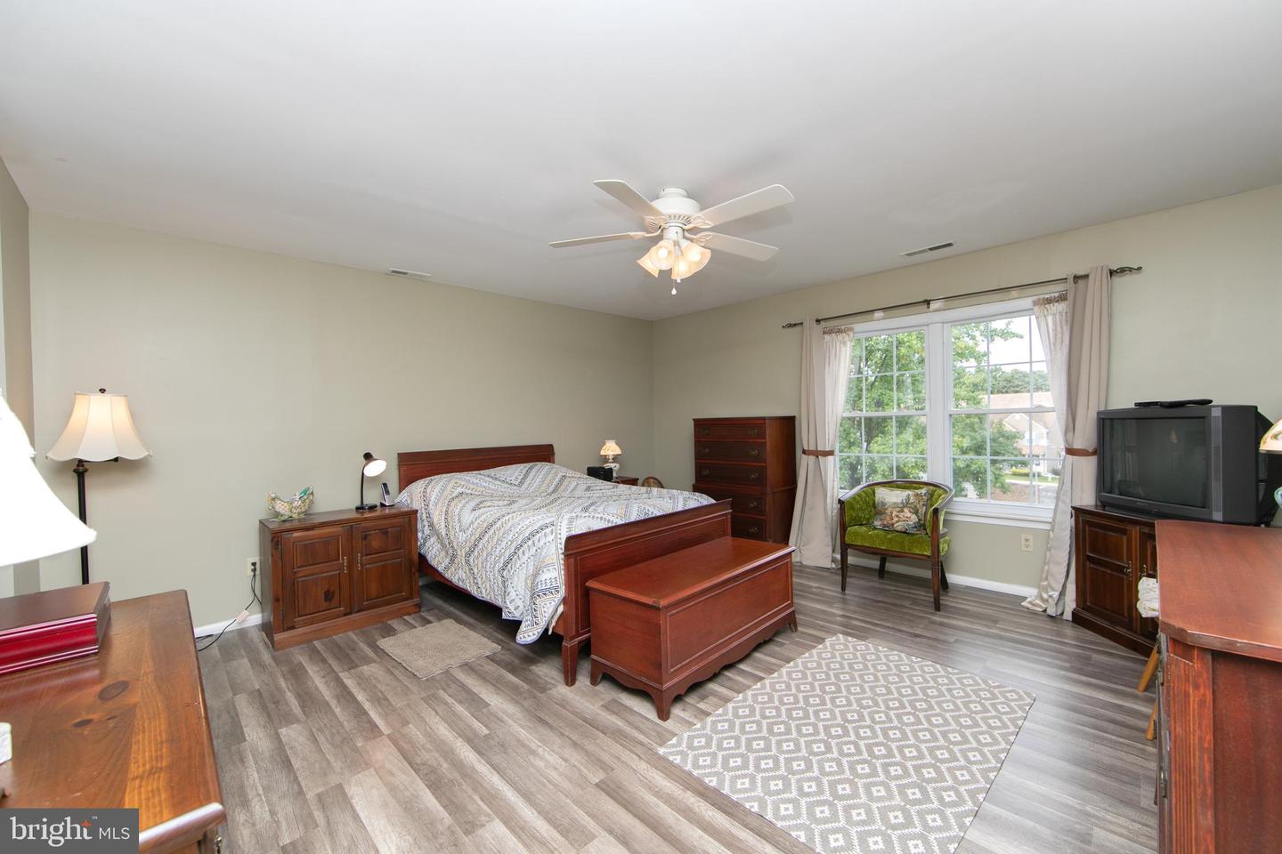 1011-b Scotswood Ct Property Photo 22