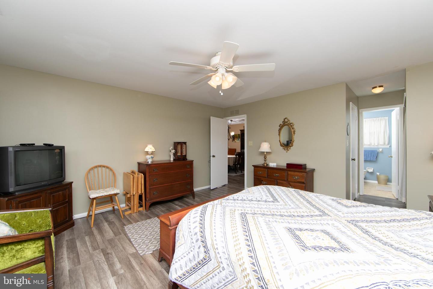 1011-b Scotswood Ct Property Photo 23