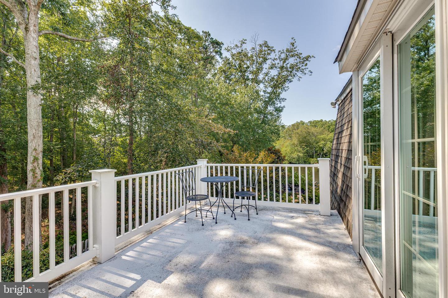 374 Tavistock Dr Property Photo 47