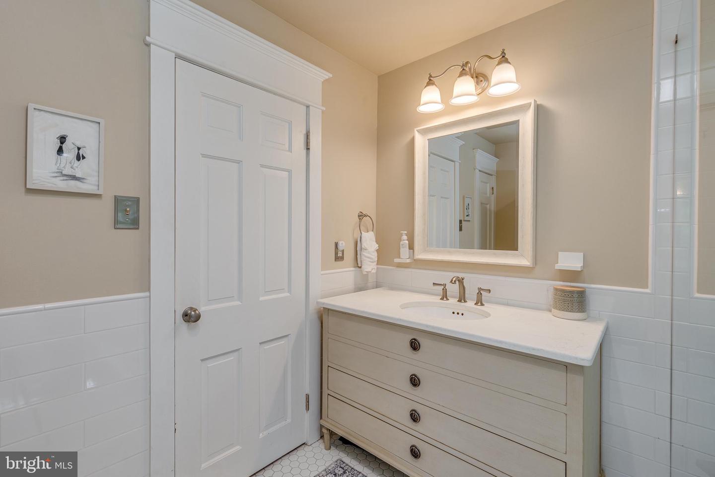 374 Tavistock Dr Property Photo 49