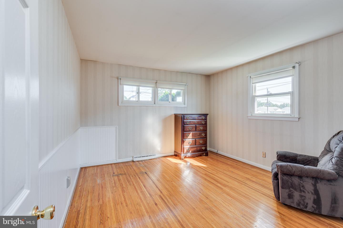 528 Polk St Property Photo 15