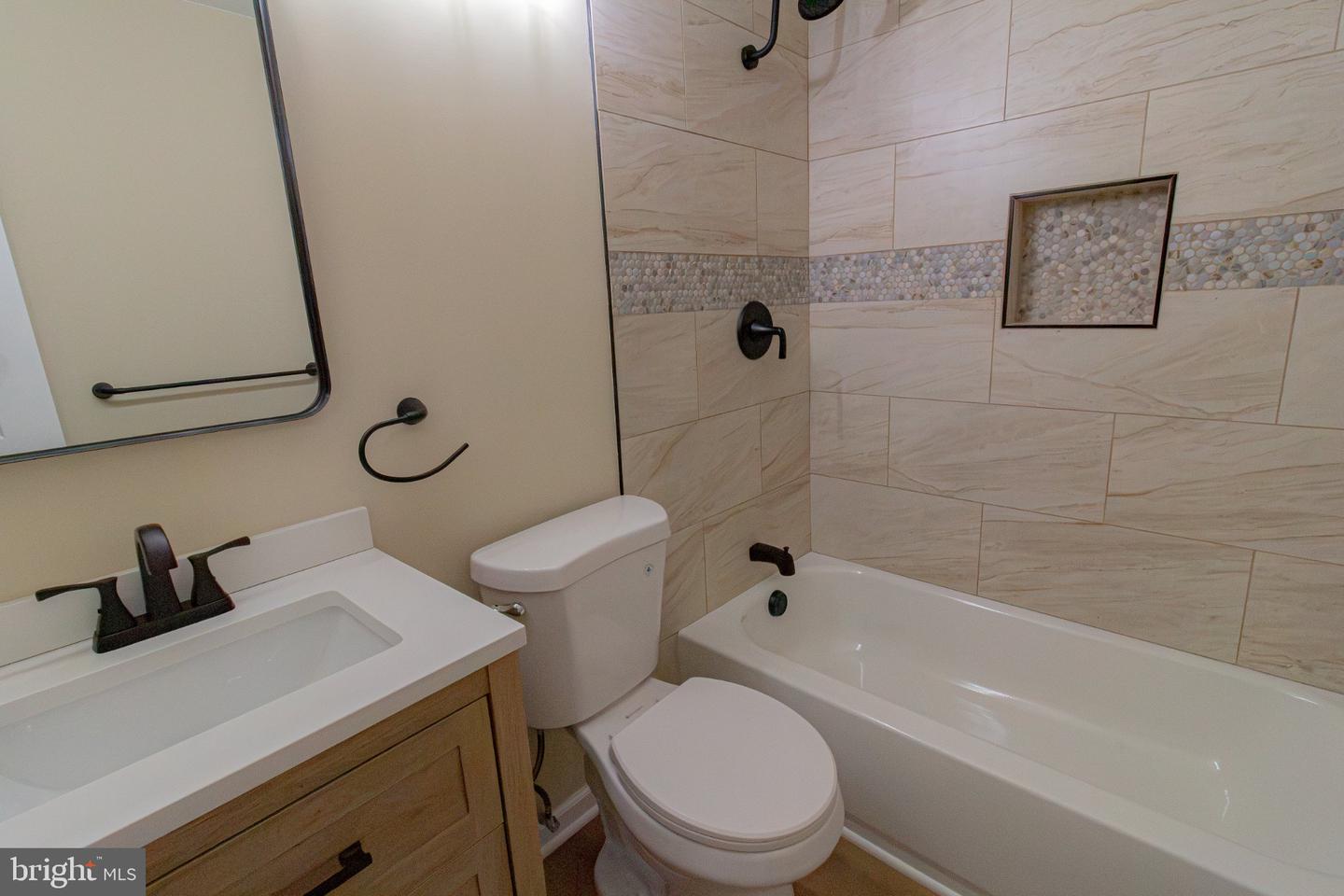 176 Rockland Dr Property Photo 19