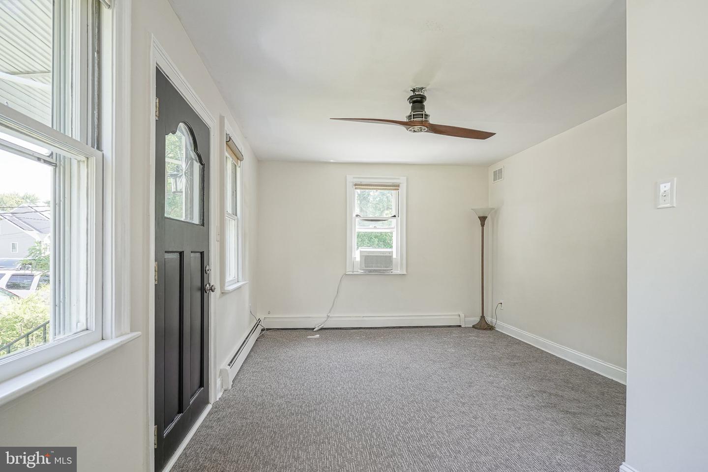 538 Alexander Ave Property Photo 4