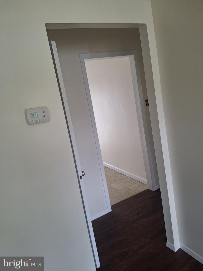 3 Pine St Property Photo 5