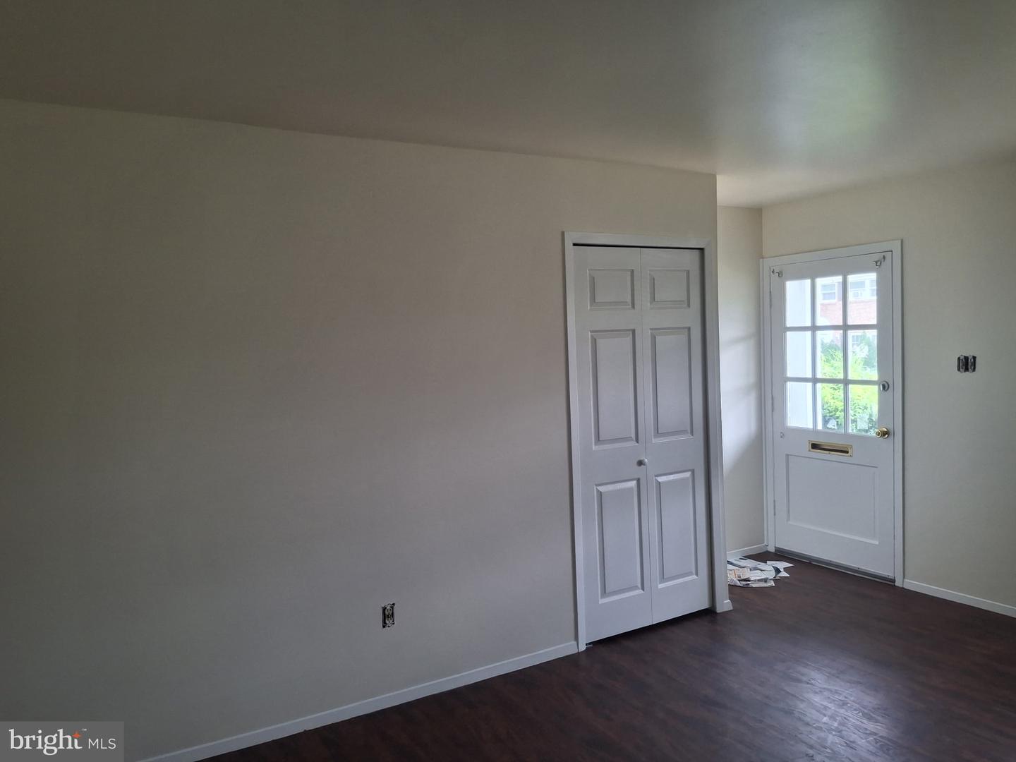 3 Pine St Property Photo 9