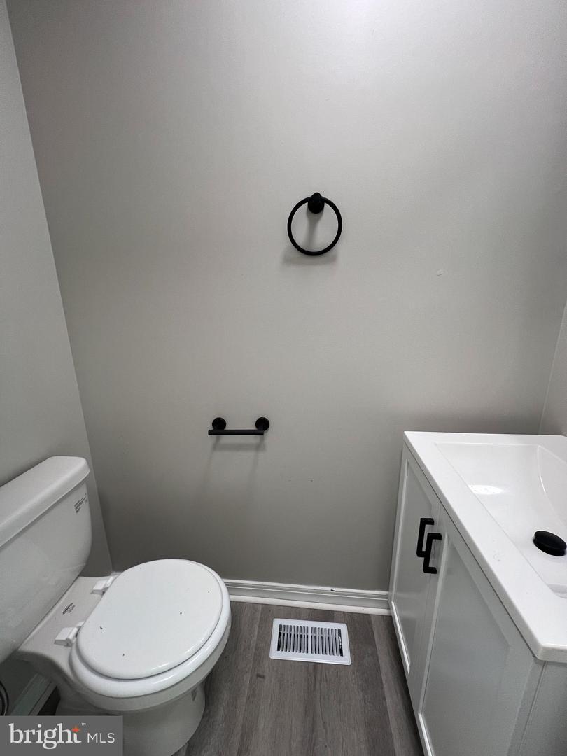 29 Orchard Ave Property Photo 17