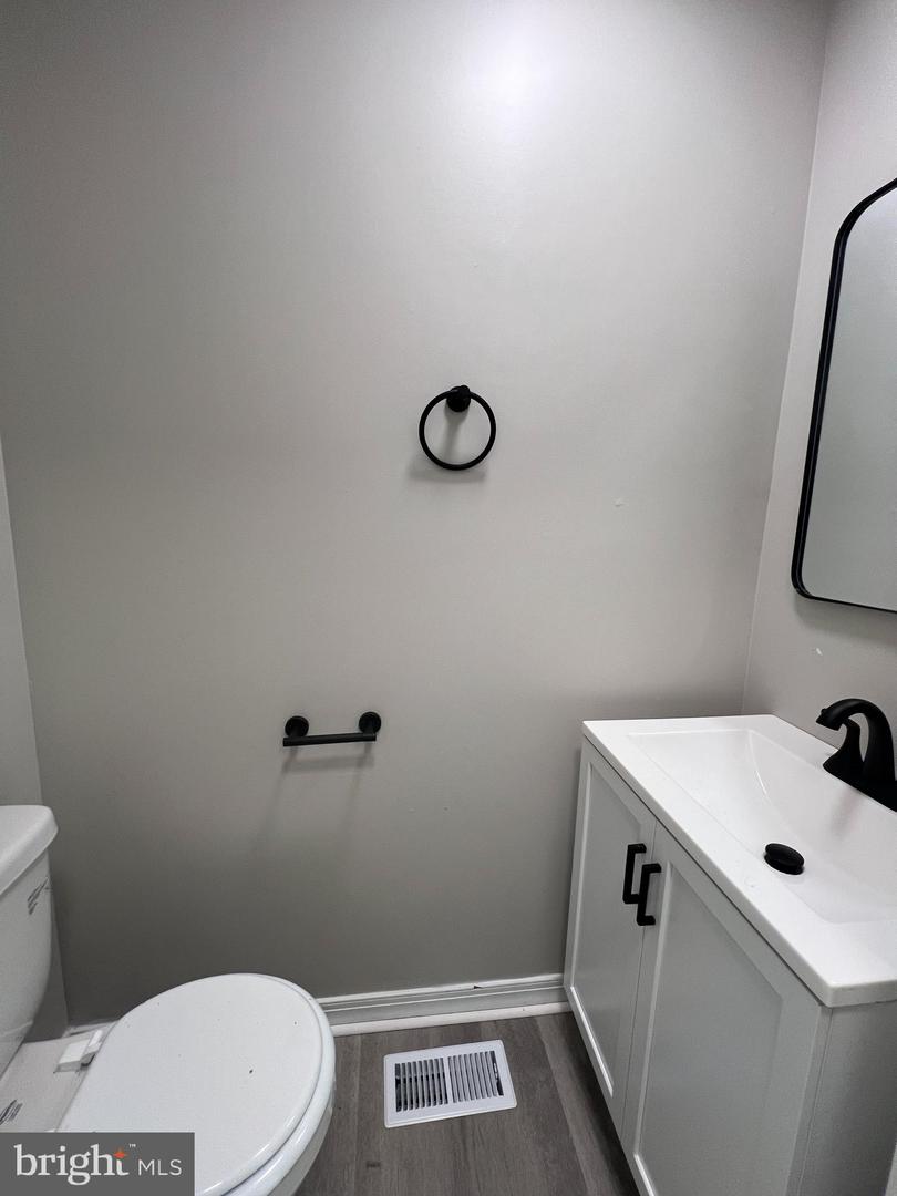 29 Orchard Ave Property Photo 18