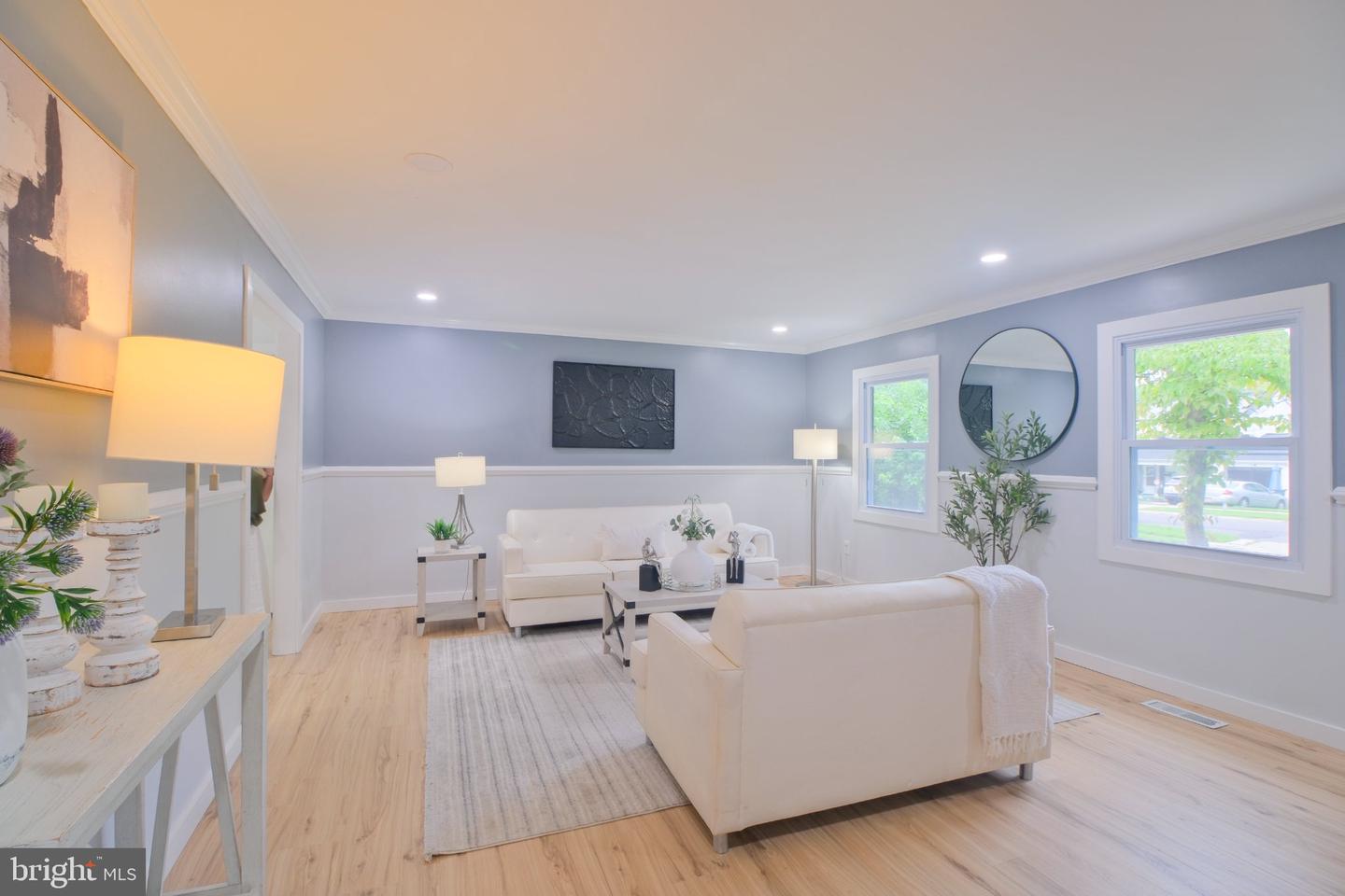 6 Minstrel Ln Property Photo 2