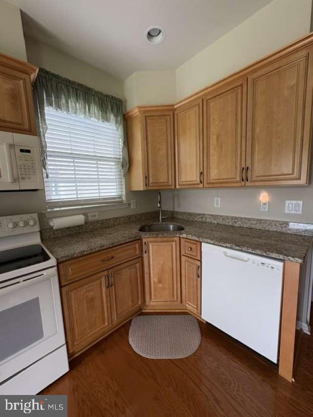 12 Iris Ct Property Photo 10