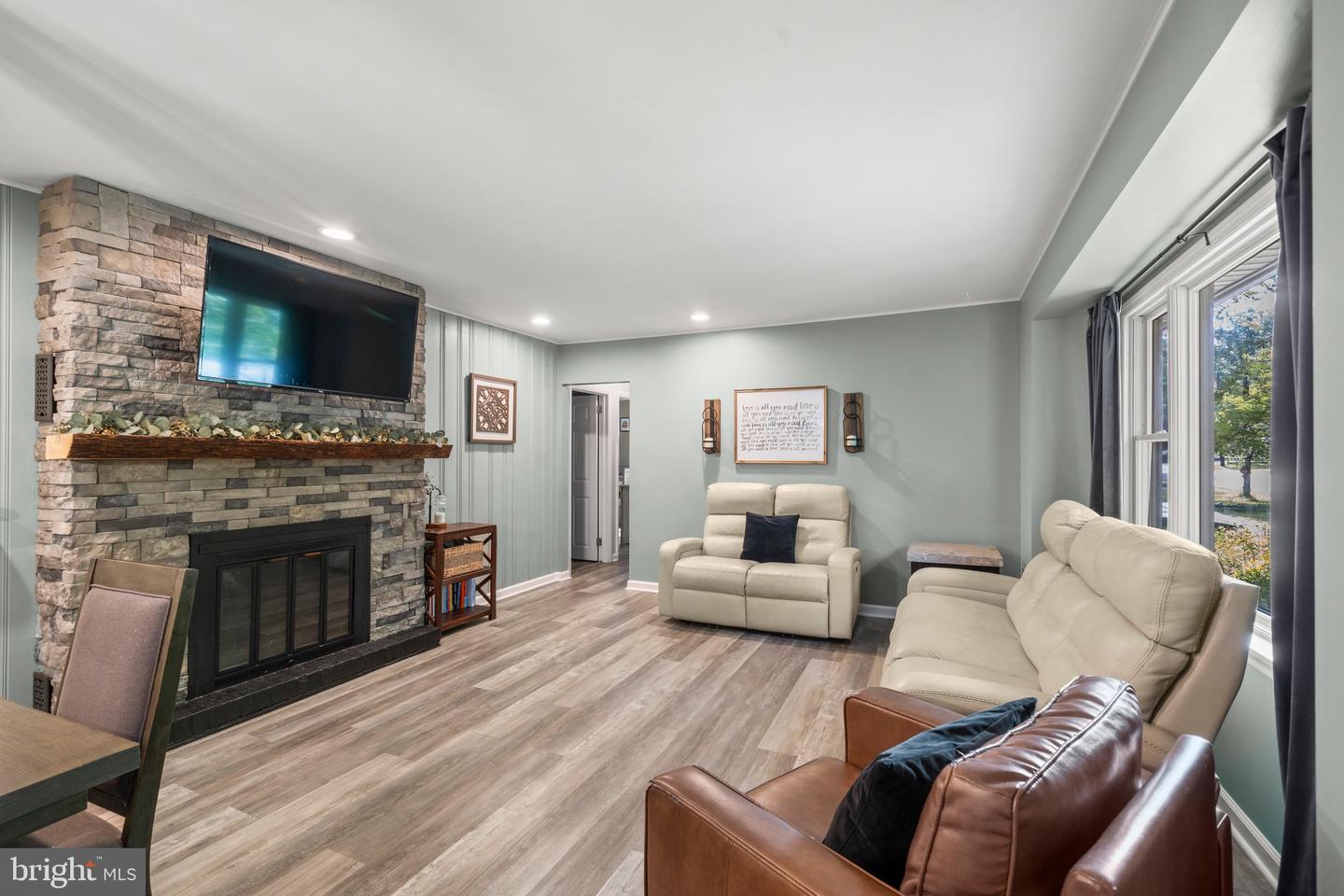 93 Lenape Trl Property Photo 4