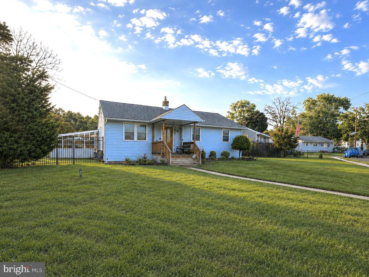 429 HUBBS DR