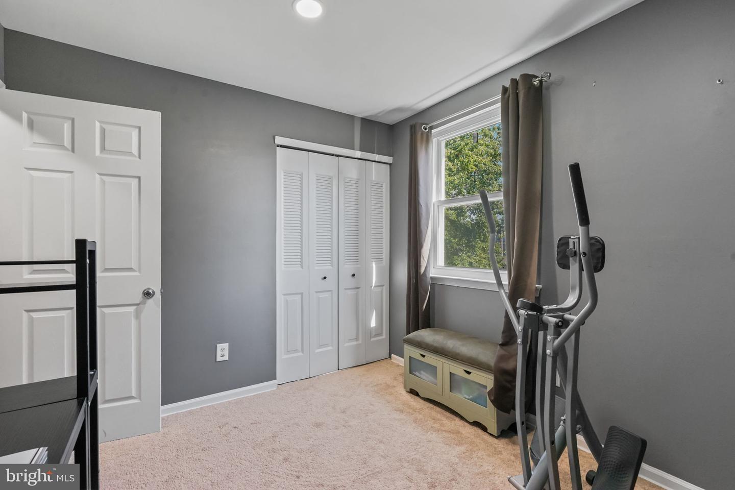 5 Glascow Rd Property Photo 17
