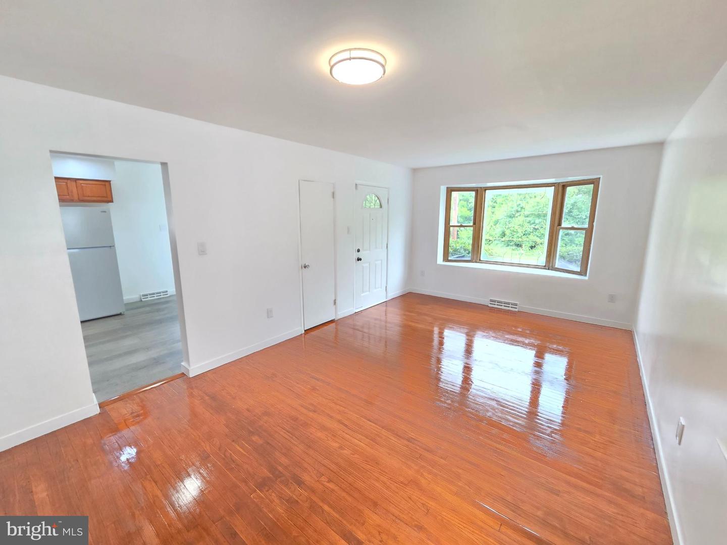 342 Washington Property Photo 4